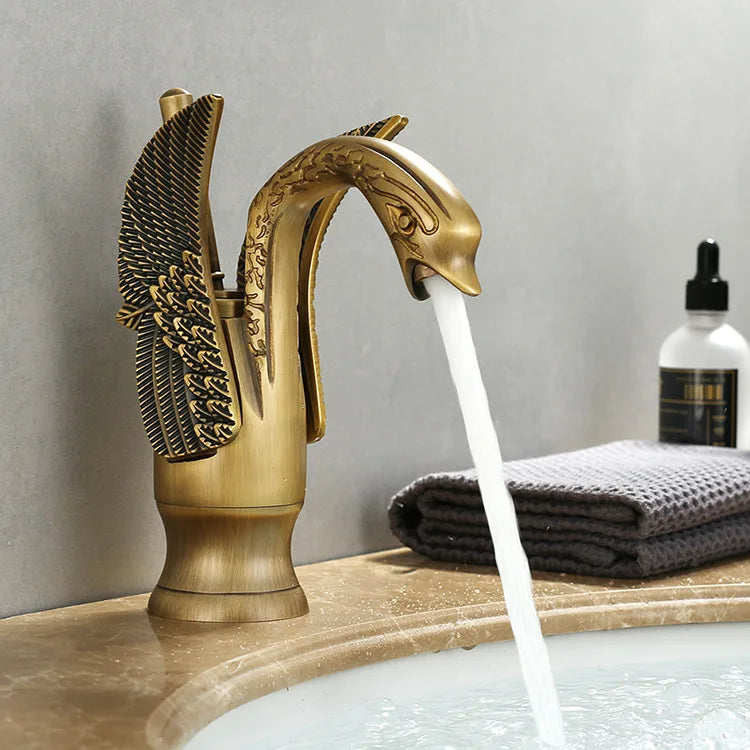 Swan Single-Handle Basin Tap in Gold